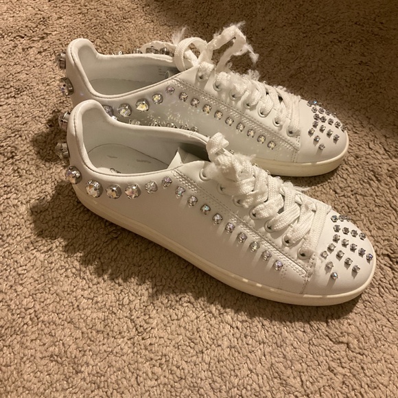 Stuart Weitzman Goldie Shine Crystal Embellished Sneakers - Picture 4 of 9